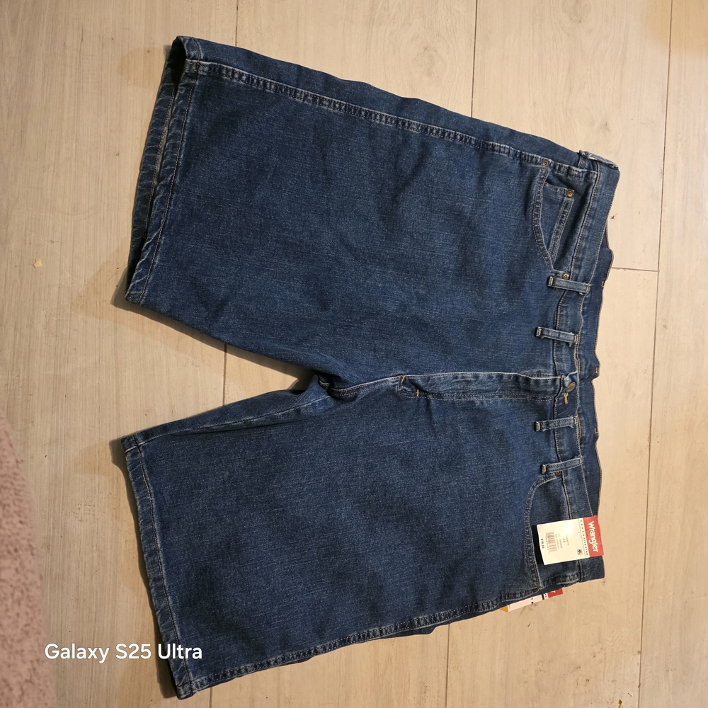 B036 Wrangler Blue Jean Shorts for Men